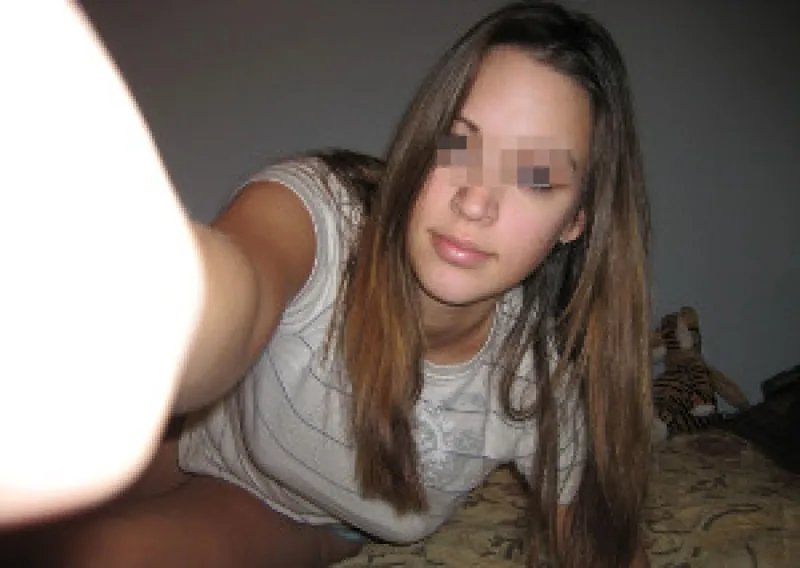 Jeune femme chaude de Lyon pour plan cul
