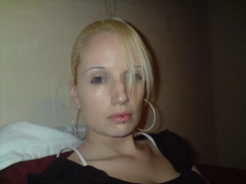 Femme blonde de Bordeaux