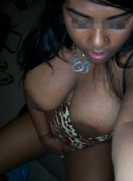 Belle beurette coquine de Paris