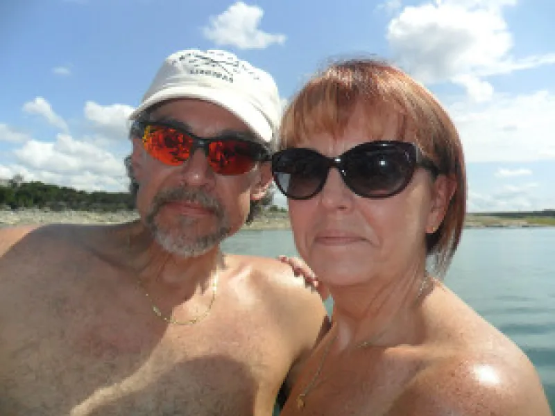 Couple échangiste la cinquantaine (81)