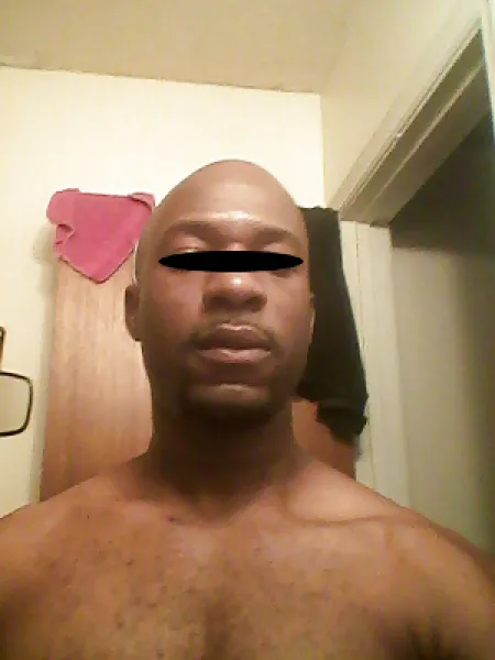 Black cherche une rencontre chaude et libertine