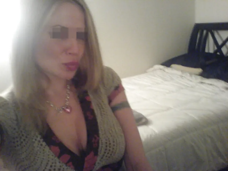 Belle femme mature de Toulon cherche un amant