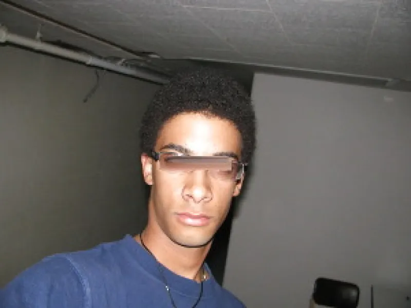 Black sexy cherche une fille coquine à Lyon
