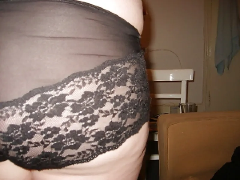 Mature sexy et chaude adore baiser à Montpellier