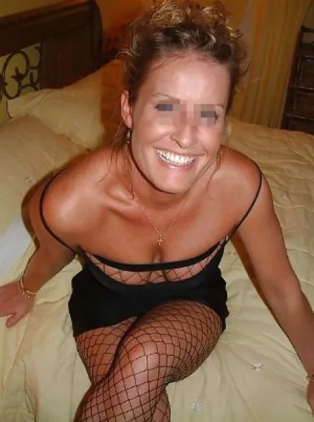 Coralie cherche une rencontre coquine à Rennes
