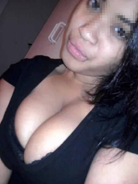 Jolie beurette de 25 ans de Paris