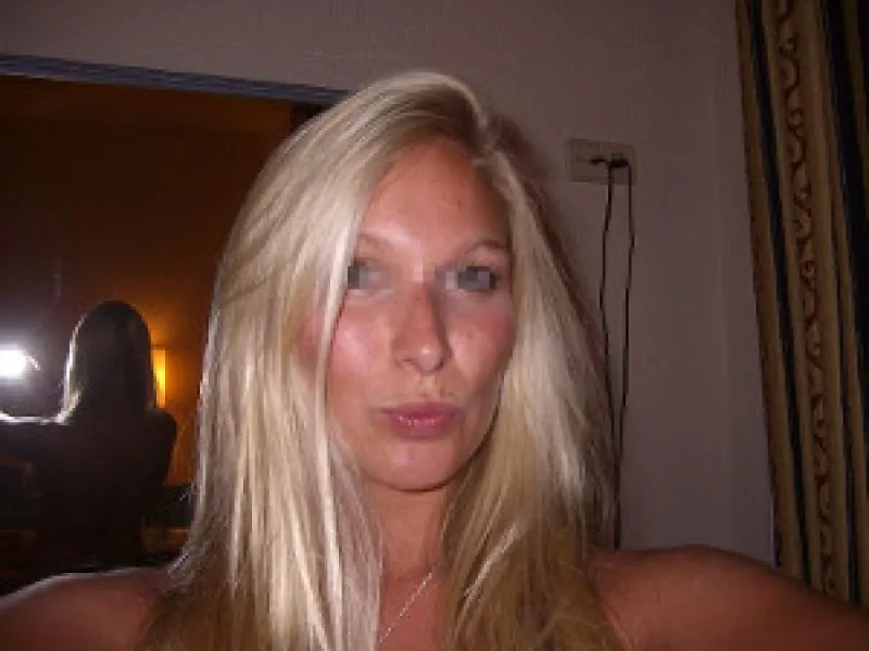 Rencontre chaude avec une blonde de 40 ans