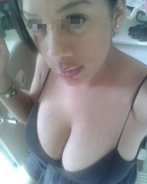 Plan cul avec Joyce 23 ans