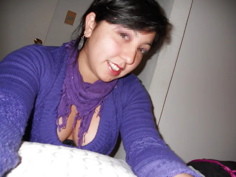 Libertine mature de 41 ans sans culotte