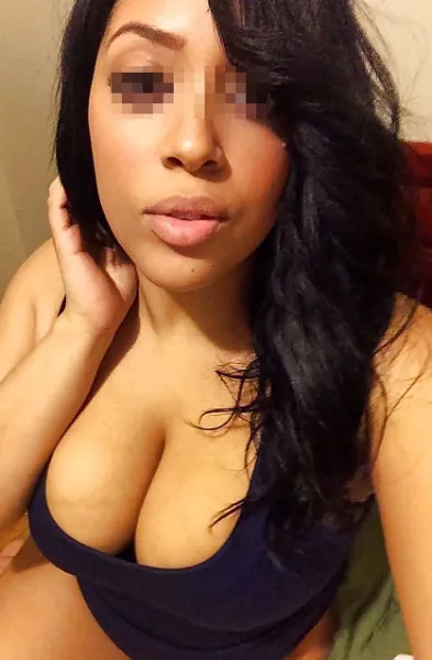Salope cherche du sexe à Rueil-Malmaison
