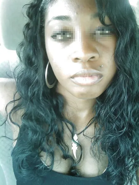 Fille black 24 ans pour du sexe dans le 78