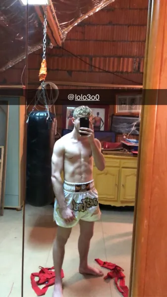 Sportif gentil respectueux