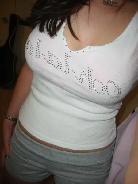 Femme discrète cherche un plan cul à Toulouse