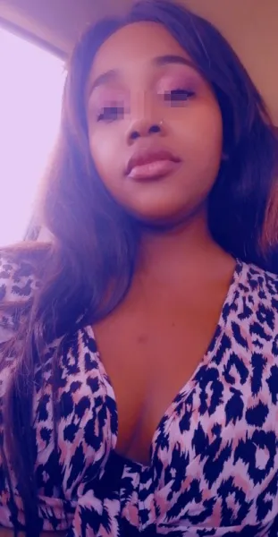 Métisse coquine cherche un plan cul à Paris