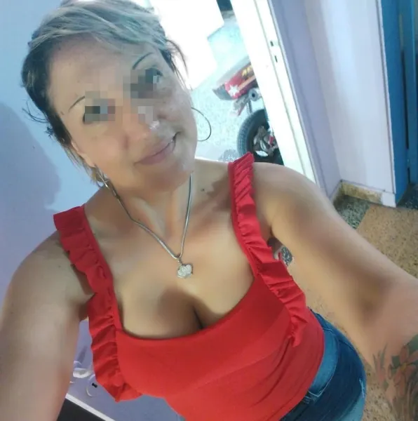Femme chaude de 48 ans cherche un plan cul