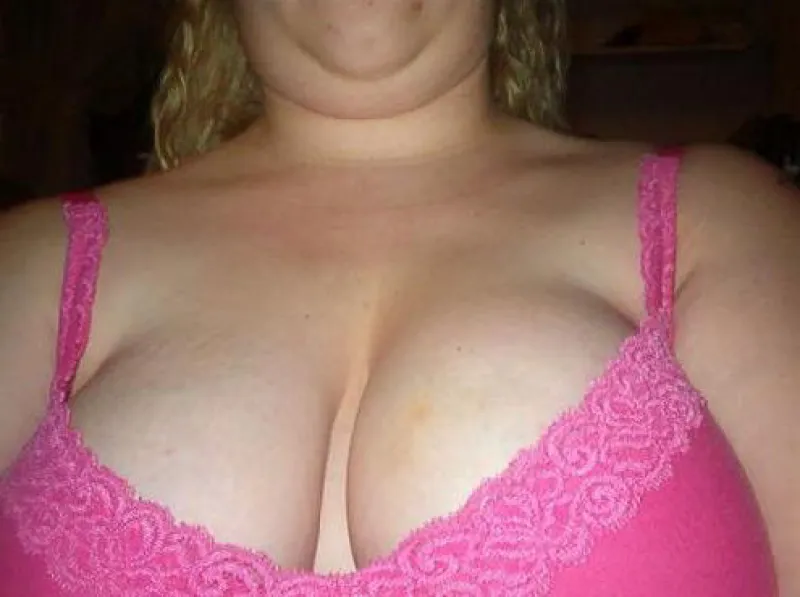 Coquine à Annecy cherche un plan sexe