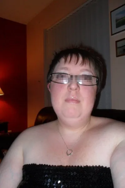 Fille simple cherche un plan cul voir plus