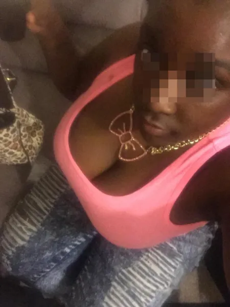 Black cherche une rencontre coquine dans le 93