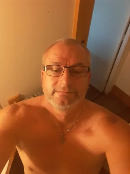 Je recherche femme aimante sans tabous