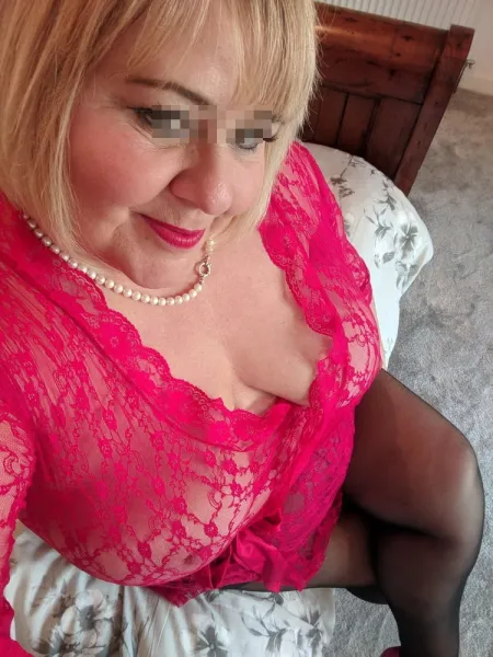 Rencontre femme ronde Paris et banlieue