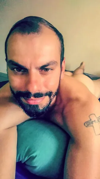 Homme en manque vous attend