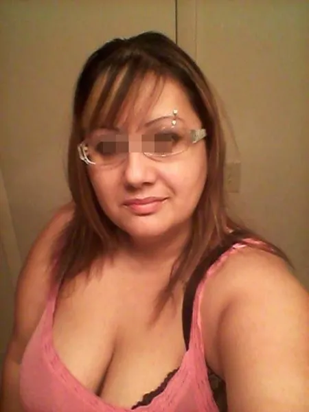 Femme célibataire sur Rueil-Malmaison cherche du sexe