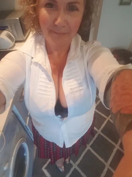 Rencontre mature Lille: Femme 53 ans