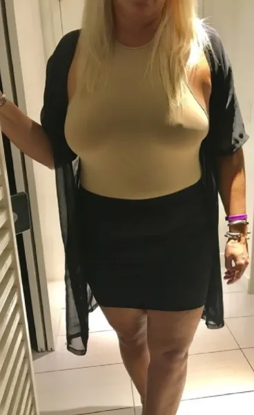 Mature du 93 recherche un plan sexe gratuit