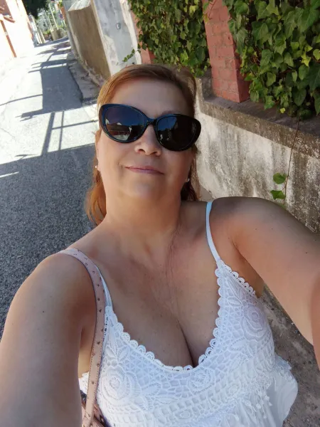 Divorcée, recherche petit plan coquin à Cannes