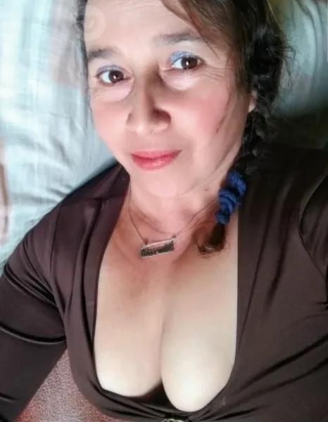 Mature à baiser sans capote sur Paris