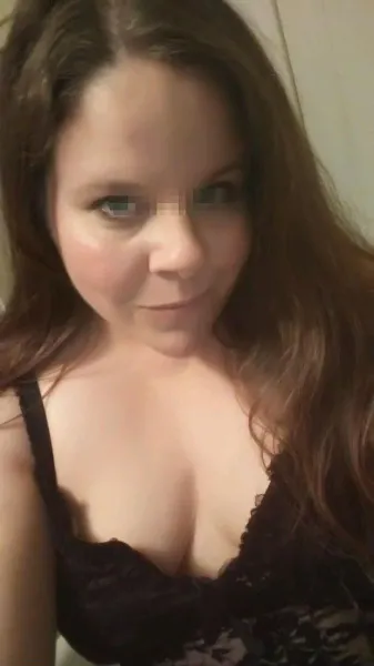 Fille de Saint-Brieuc, cherche un mec