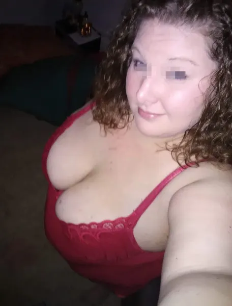 Plan sexe à Poitiers, fille seule cherche une bite
