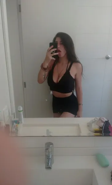 Plan cul fellation sur Nantes, fille qui suce