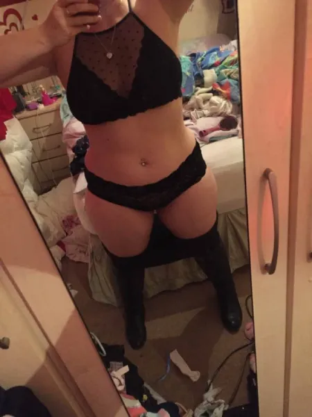 Coquine à baiser à Boulogne-Billancourt