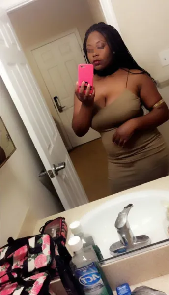 Fille noire sexy de Brest pour du sexe