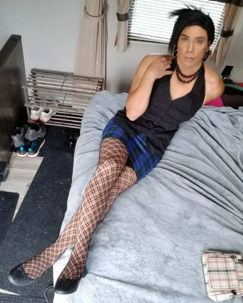 Sexe avec une beau travesti du 06