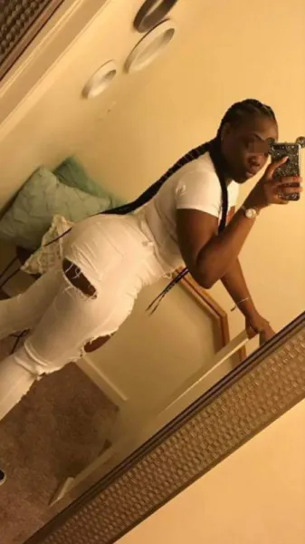 Coquine noire de Martinique à baiser
