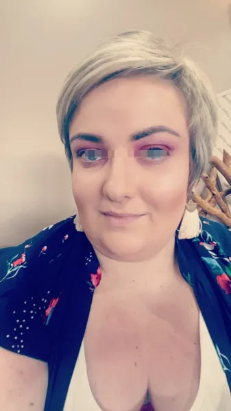 Femme coquine cherchant un plan Q à Montreuil