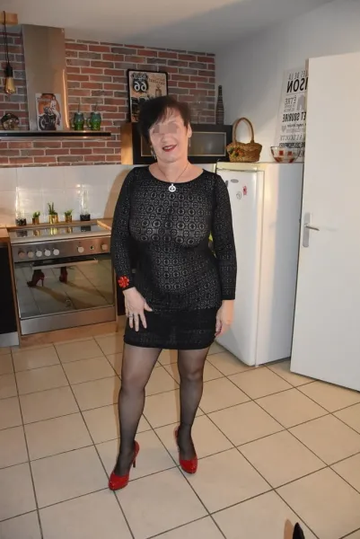 Vivre une Expérience Unique avec une Femme Mature