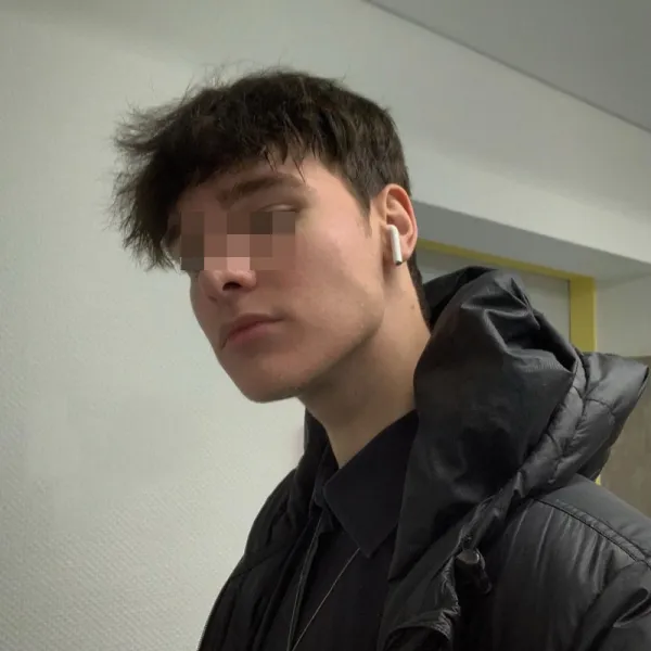 23 ans, cherche une relation sexe à Antony