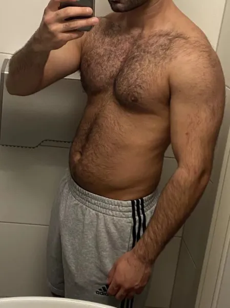 Un rebeu de Drancy cherche un plan cul gratuit