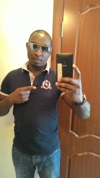 Black sur Paris recherche une femme mature