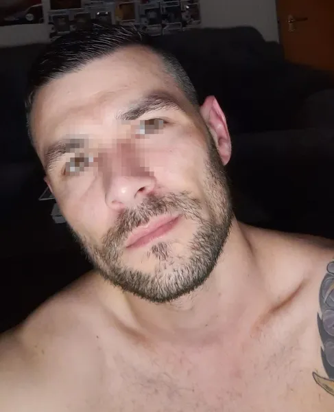 Beau mec gay de Nice, pour plan sexe