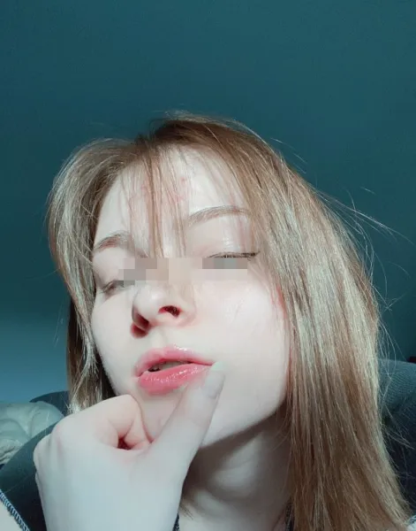 Blonde qui suce à Bordeaux dans le 33
