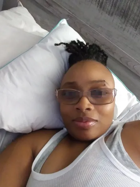 Plan cul avec une belle black à Lille (59)