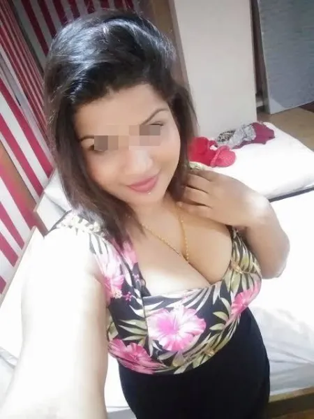 Latine de Marseille, cherche un homme pour du sexe