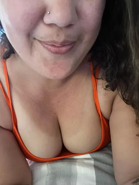 Filles lesbiennes pour des plans Q gratuits à Perpignan