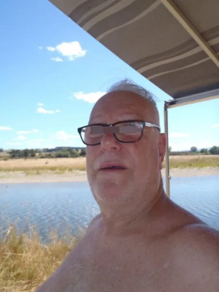 Cherche une femme à Villejuif (94)