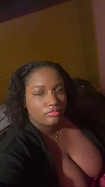 Rencontre plan cul gratuit avec une femme noire de la Gwada