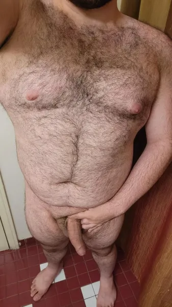 Barbu poilu cherche plan cul à Bordeaux